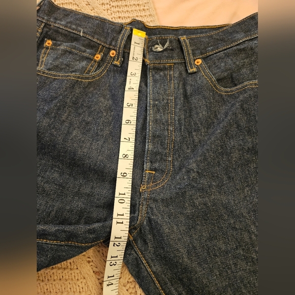 Levi's 501 Original fit Straight leg Men's Size 33 x 32 Red Tab Blue Jeans. - Picture 3 of 6